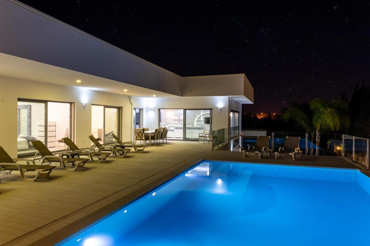 Fazenda Viegas Villa Lagos Buitenkant foto